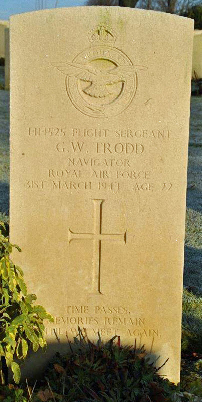 F/Sgt Geoffrey Wilfred Trodd<br/><br /><br />died March 31st, 1944